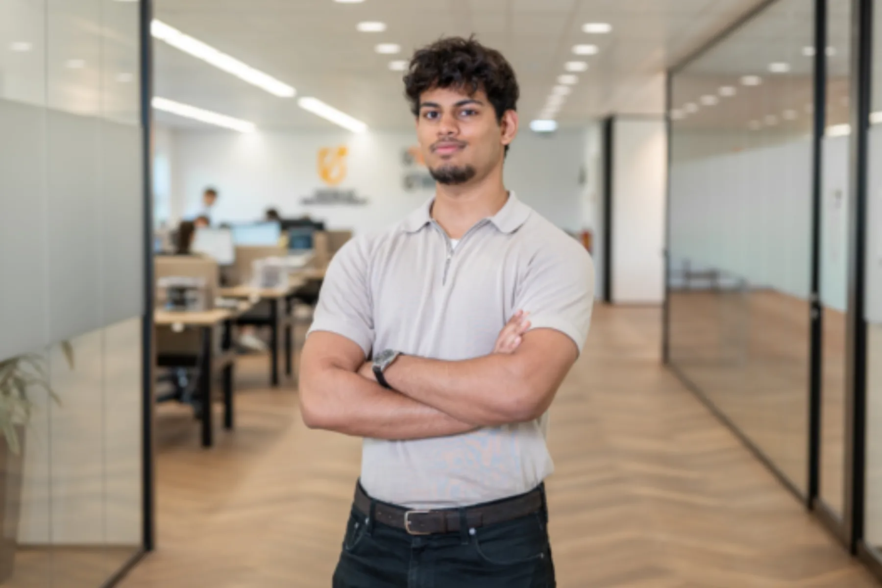 Amar Ritoe op de vloer bij Home of Recruitment